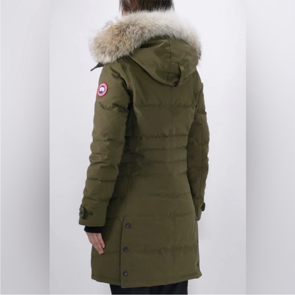 Canada Goose Women's lorette parka with Fur Trim - Picture 4 of 5